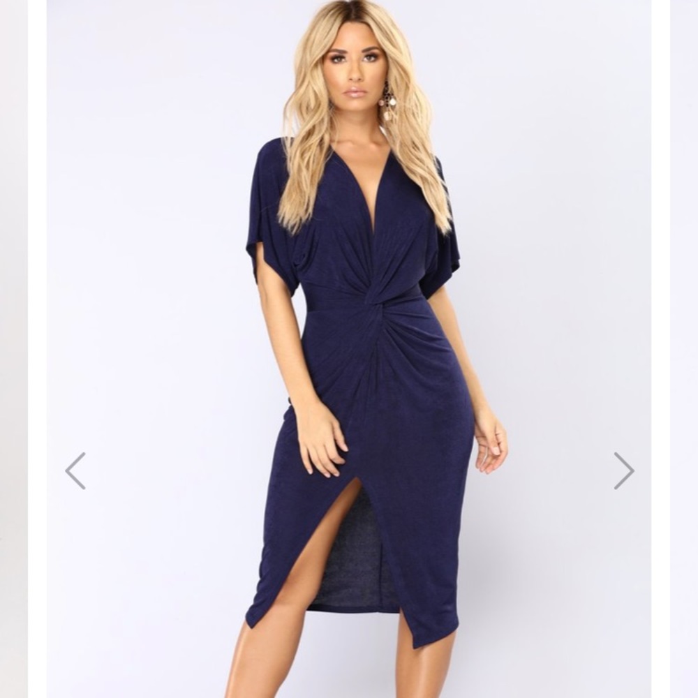 BRAND NEW Fashion Nova Navy Dress - Size M